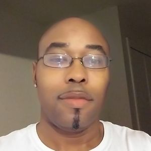 Meet your Posher, Derek